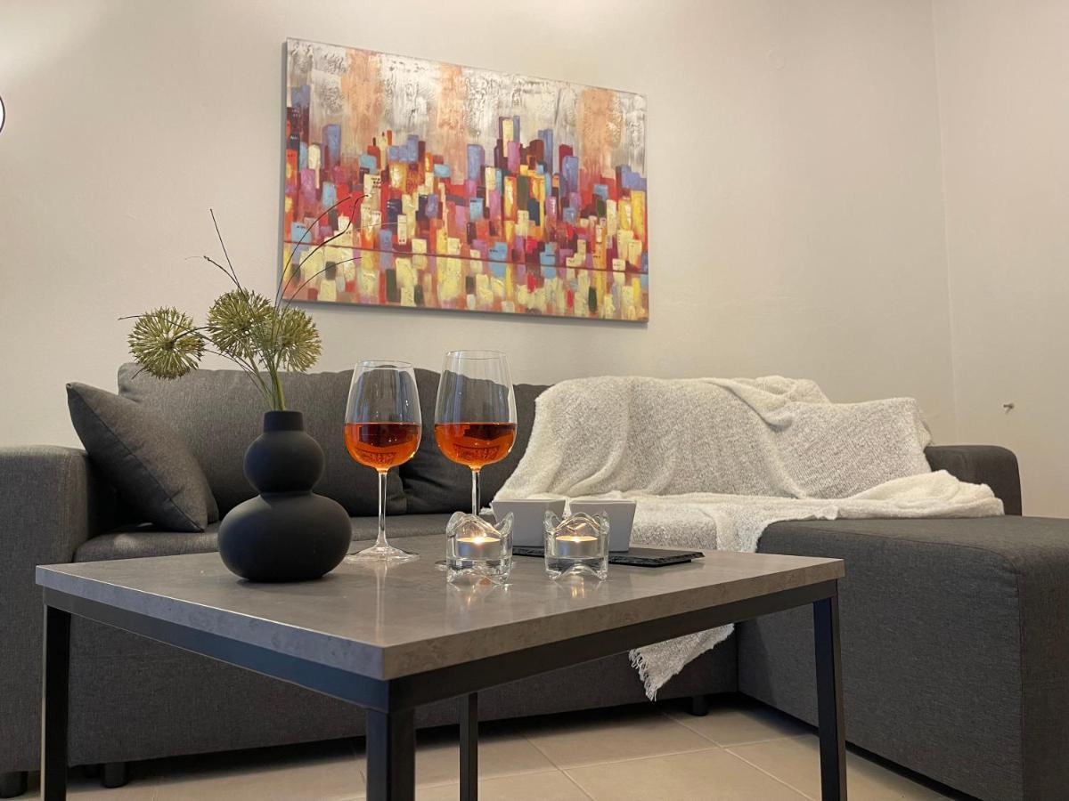 Green&Grey Apartment Кавала Экстерьер фото